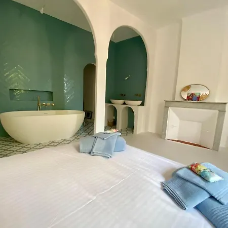 Click! Omg Pool The Secret Madine Cocoon In Provence Experience Seekers- Groups Couples & Family Friendly- International Explorers 2-8p Villa