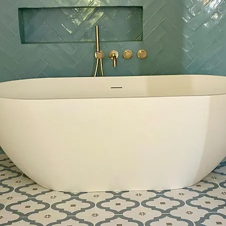 Click! Omg & Pool - The Secret Madine Cocoon In Provence - Walk To Sea Private *