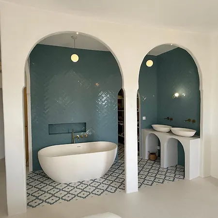 Click! Omg & Pool - The Secret Madine Cocoon In Provence - Walk To Sea Private *