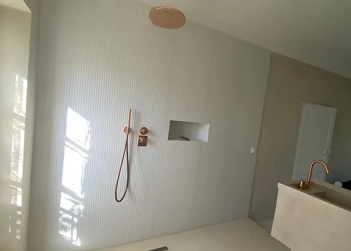 Click! Omg Pool The Secret Madine Cocoon In Provence فيلة *