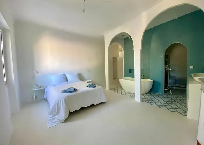 فيلة Click! Omg Pool The Secret Madine Cocoon In Provence