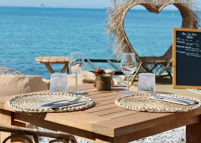 فيلة Click! Omg Pool The Secret Madine Cocoon In Provence