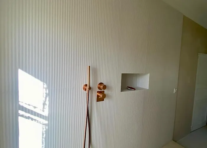 Click! Omg Pool The Secret Madine Cocoon In Provence Les Lecques